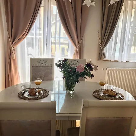 Golden Gapa Central Holiday House 14 Apartment *